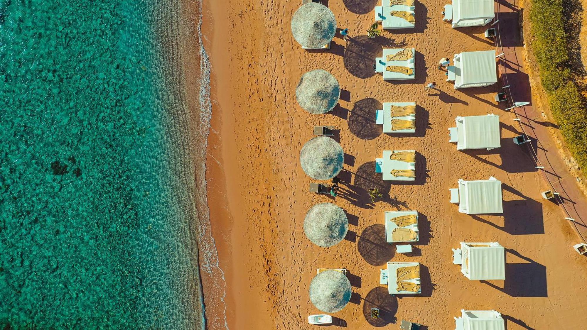 שארם א-שייח Domina Coral Bay Resort, Diving , Spa & Casino מראה חיצוני תמונה Aerial view of the beach