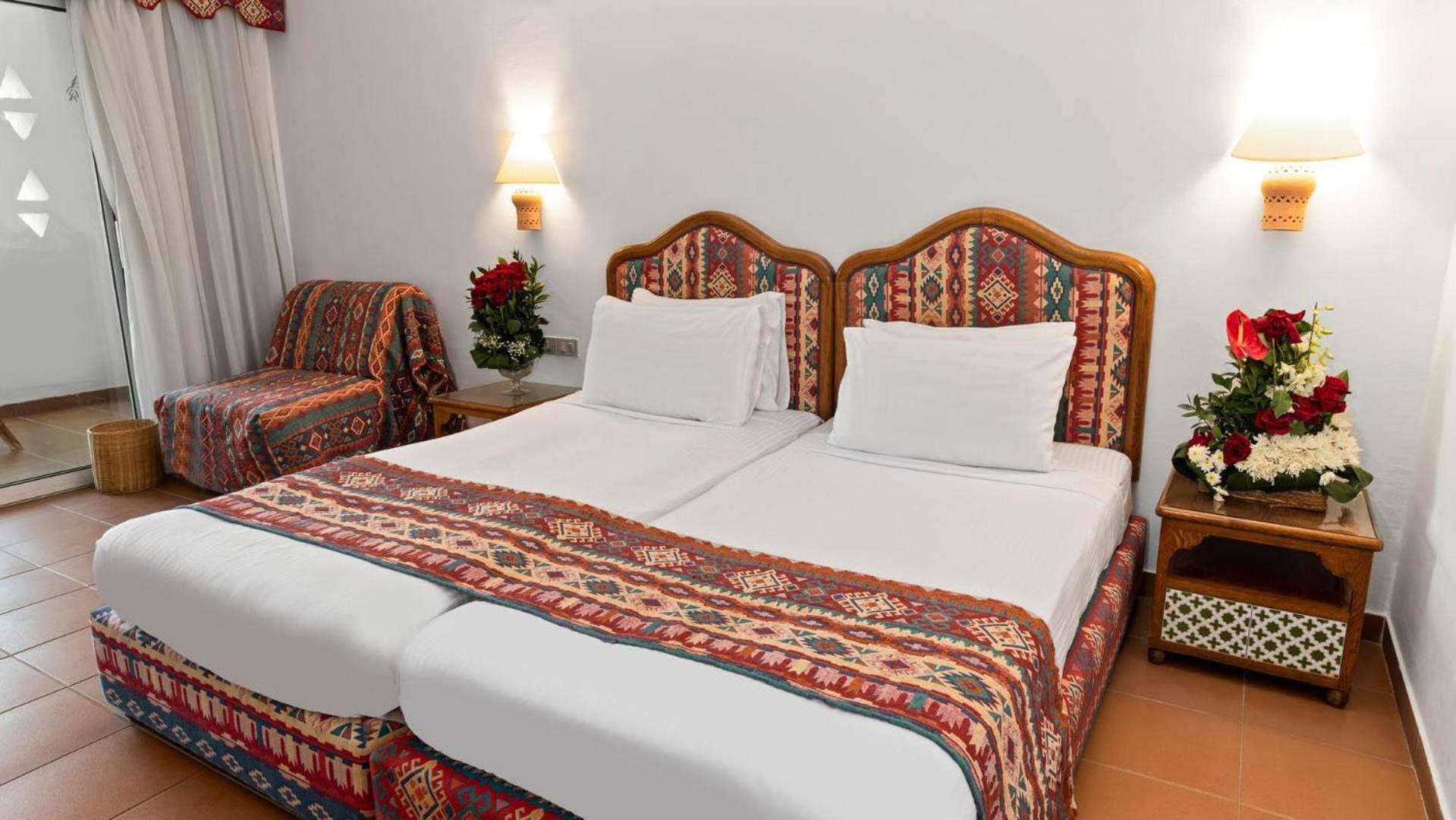 שארם א-שייח Domina Coral Bay Resort, Diving , Spa & Casino מראה חיצוני תמונה A guest room at the hotel